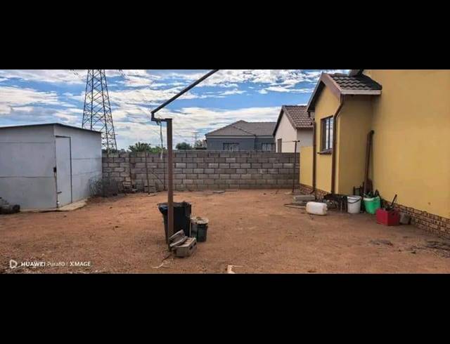 2 BEDROOM PROPERTY TO RENT IN SOSHANGUVE VV